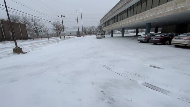 2020 Toyota Sienna Limited Premium AWD Snow | Car Conversations смотреть онлайн