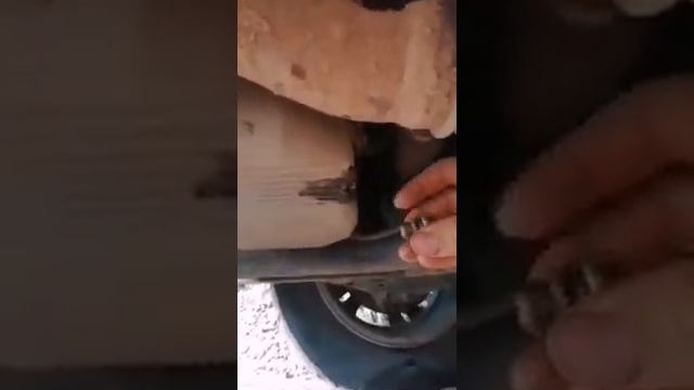 Пошаговая замена масла на Kia Sportage 2. 2010 год. смотреть онлайн