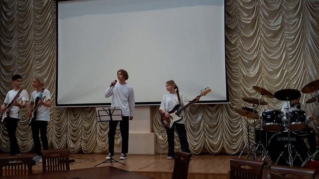 ПЕРЕМЕН В ШКОЛЕ ГРУППОЙ | Вера в надежду смотреть онлайн