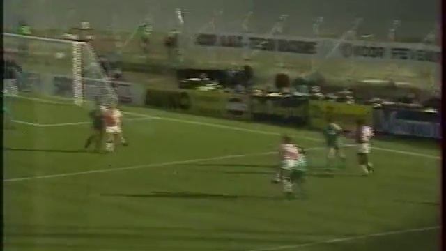 Dutch League 1993-1994 : Ajax vs Feyenoord смотреть онлайн