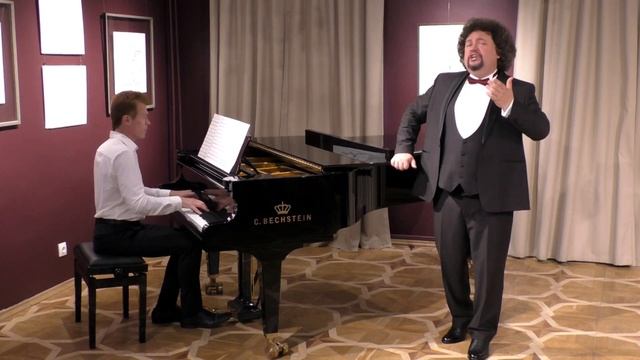Тост Орловского из оперетты "Летучая мышь" - Исполняет Максим Крылов смотреть онлайн