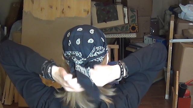 Как повязать бандану на голову и запястье
