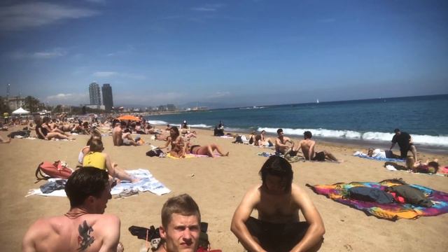 Barcelona travel video (Miley Cyrus,Brad Pitt,Simon Baker-Denny Mentalist) смотреть онлайн