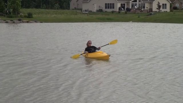 WOMAN & KAYAK смотреть онлайн