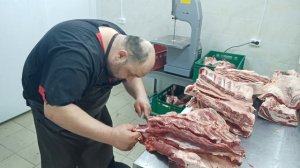 Работа мясника.Разделываем переднюю четвертину говядины