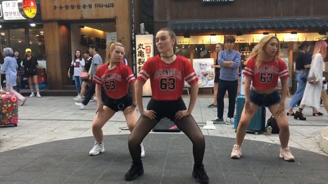 180622 Red Spark (레드스파크) 효린(HYOLYN) - 달리(Dally) (Feat.GRAY) cover dance 홍대 смотреть онлайн