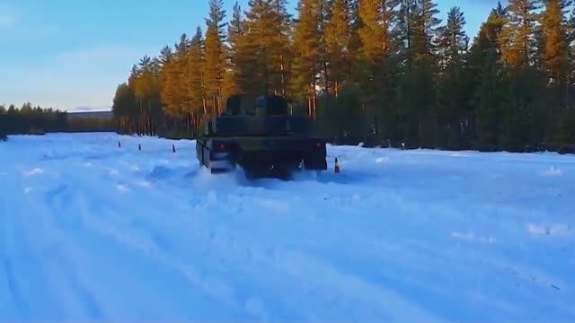 Южнокорейский танк Black Panther K2NO проходит испытания в Норвегии.mp4 смотреть онлайн