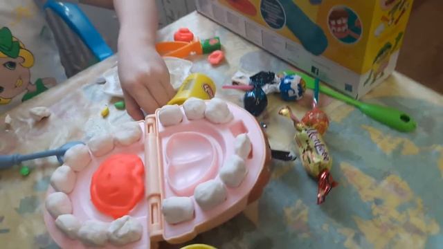 "Мистер "Зубастик" Play-Doh. смотреть онлайн