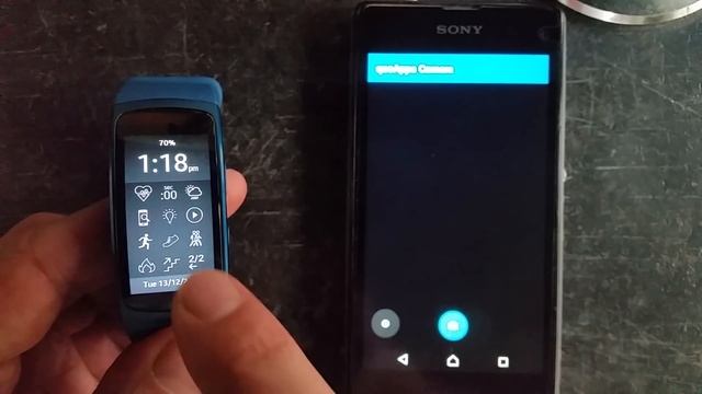 Using qooApps Camera with Tools Fit Watch on your Gear Fit2 смотреть онлайн