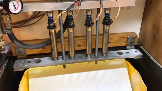 Mercedes-Benz - Чистка форсунок (PIEZO) смотреть онлайн