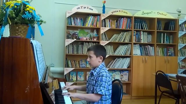 Белой акации гроздья душистые. Старинный русский романс. Исполняет Бернс Артур. смотреть онлайн