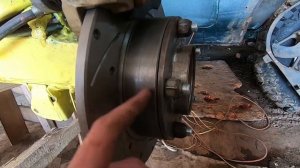 Задние дисковые тормоза, суппорта от 2108 и вакуумник от субару на ниву.