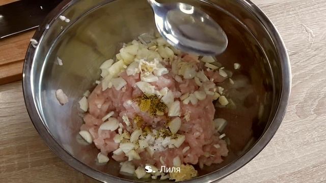 Курица по-албански, она же по-французски, она же по-европейски. смотреть онлайн