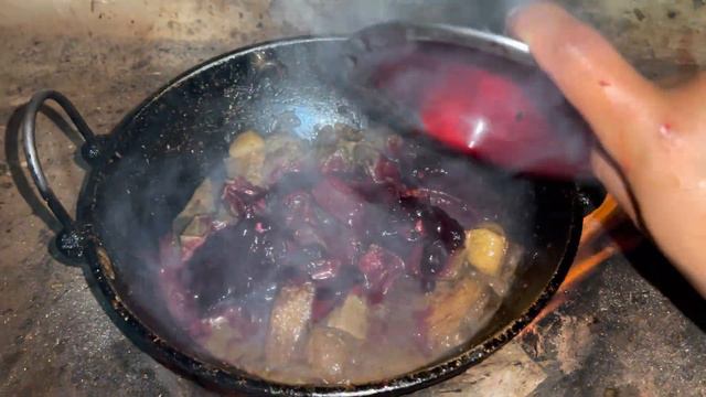 PORK BLOOD RECIPES | PORK MEAT CUTTING NEPAL | BEST WAY TO COOK PORK BLOOD CURRY | PORK LIVER CURRY