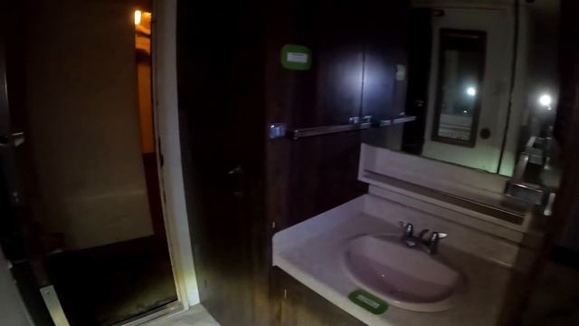 Ship Happens Tours The Aurora Cruise Liner In USA смотреть онлайн