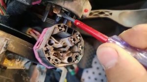 Ауди а6с5 Пропал звук сигнал ?, далньний свет и ближний свет, дворник. Проблема решена.