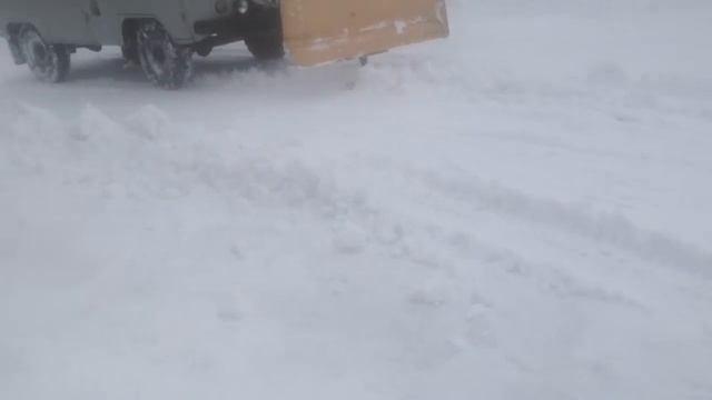 Бюджетный отвал,своими руками . (Уборка снега) смотреть онлайн