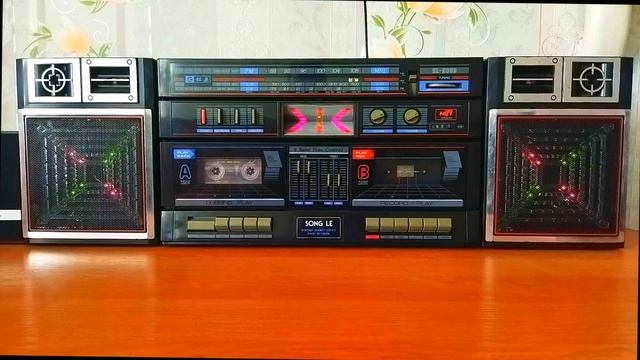 магнитофон ретро из 90-х смотреть онлайн