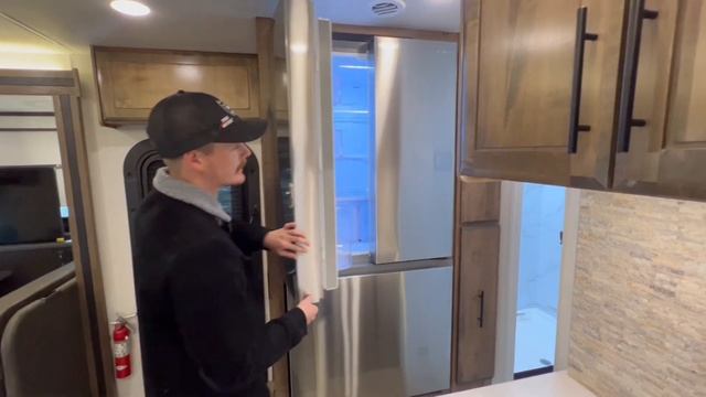 Jayco Seneca VS Seneca XT - The Jayco Super-C Showdown! - World Wide RV