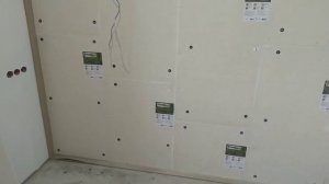 Монтаж шумоизоляция стены панели SoundGuard Gipslock 30 Подрозетник Ультракустик 4 поста