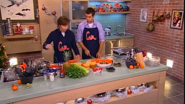 Смак с Валерием Сюткиным. Новогодний выпуск. Варёное мясо с брусничным соусом, овощи-гриль, салат смотреть онлайн