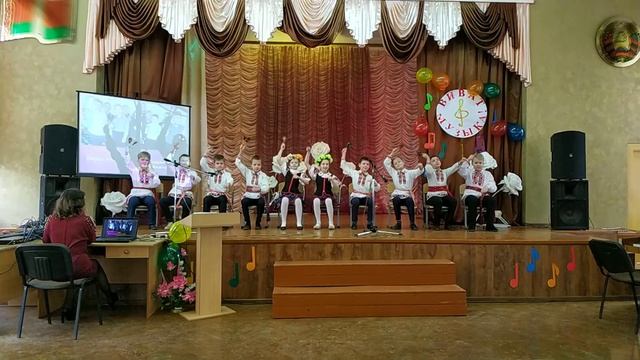 Белорусская народная песня "Ехау Ясь" Ансамбль "Смайлики" смотреть онлайн