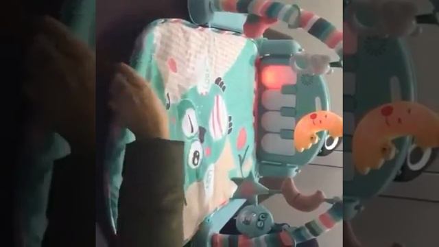 Обзор детского игрового коврика +пианино на пульте! смотреть онлайн