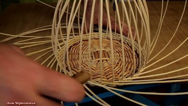 Плетение хлебницы тарелочки фруктовницы "ДОМАШНЯЯ" из лозы, ивового прута смотреть онлайн