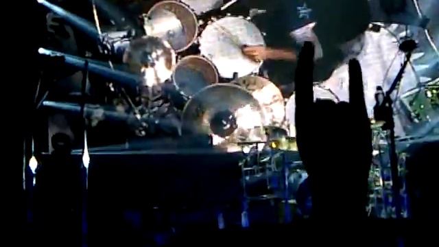 Nickelback's Daniel Adair (drum solo) 21•04•12 смотреть онлайн