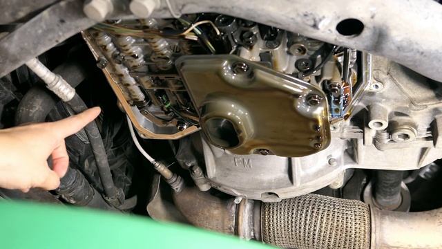 Mini Cooper R55, R56, R58, R59, R60, R61 Automatic Transmission Fluid Change DIY смотреть онлайн