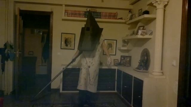 Pyramid Head Silent hill 2 Cosplay смотреть онлайн