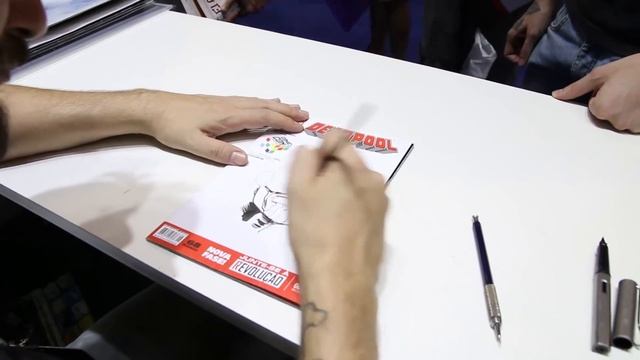 Panini na CCXP2015 - Sketches de Artistas смотреть онлайн