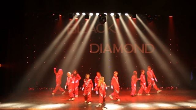 Школа танцев в Израиле Black Diamond "Марионетки" смотреть онлайн