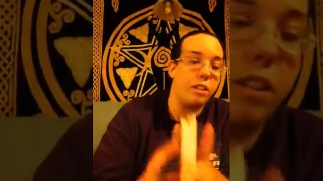 Review: Isis Oracle Deck смотреть онлайн