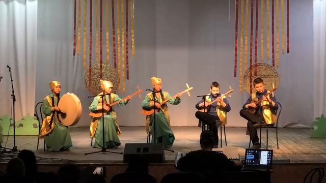 Хысхы саңнары - 2018. Хакасская этническая музыка, чатхан, хомыс. Ансамбль "Алтын" смотреть онлайн