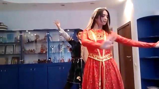 Azeri dance (Uzundere reqsi \Узун Дере) смотреть онлайн