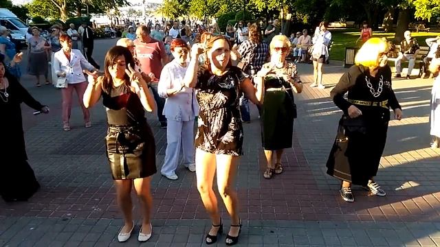 11.06.21 - Танцы на Приморском бульваре - Севастополь - Сергей Соков смотреть онлайн