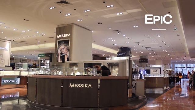 Galeries Lafayette Haussmann - Paris, France (HD) смотреть онлайн