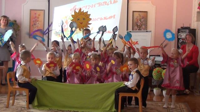 Середня група Веселка Хор рук смотреть онлайн