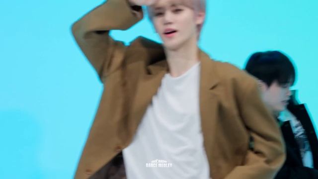 [4K] CRAVITY(크래비티) DANCE MEDLEY | Adrenaline, PARTY ROCK, Groovy | IDOLRADIO смотреть онлайн