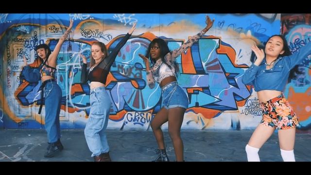 BLACKPINK - 'How you like that' dance cover by Move Nation from Belgium смотреть онлайн