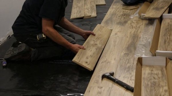 Laminate Floor Installation - Armstrong Flooring