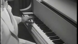 Liberace Flight of the Bumblebee and The Bumble Boogie