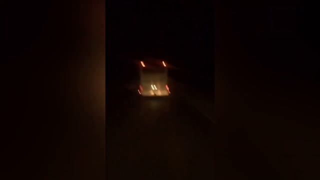 Волжский автобус едет на огромной скорости по трассе смотреть онлайн