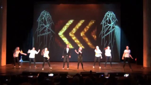 Юбилей 10 лет Серпантин Интро Рэп смотреть онлайн