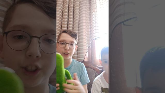 Зеленый радужный друг. смотреть онлайн