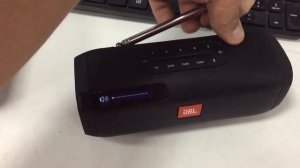 Новинка от JBL Tuner FM Портативная колонка с FM Радио