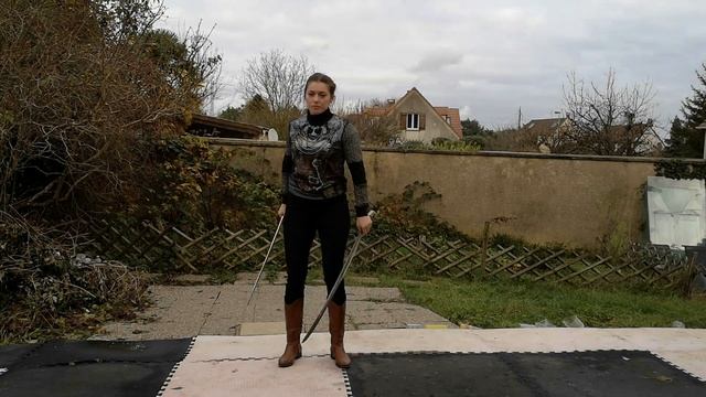 Урок 4 - самый желанный элемент фланкировки - высокая восьмёрка на 1 и 2 шашки. Фланкировка смотреть онлайн