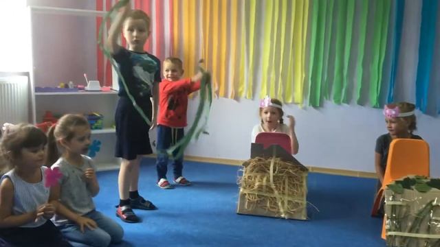 Троє поросят смотреть онлайн