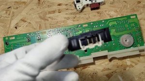 Стиральная Hansa не стартует не срабатывает замок люка. Машина не реагирует на кнопку пуск.